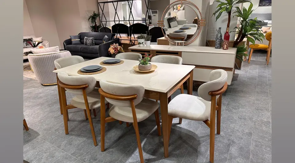Linda Outlet Dining Room Set