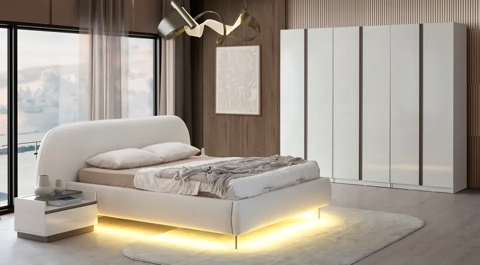 Bellat 6 Door Modern Bedroom Set