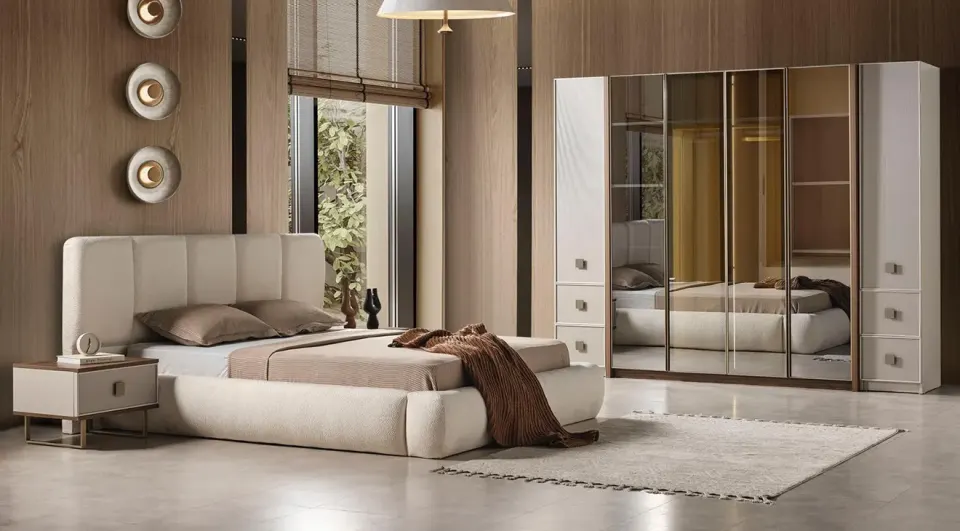 Zedd 6 Door Bedroom Set