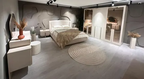 Oslo 6-Door Modern Bedroom Set