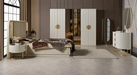Gucci 6 Door Modern Bedroom Set