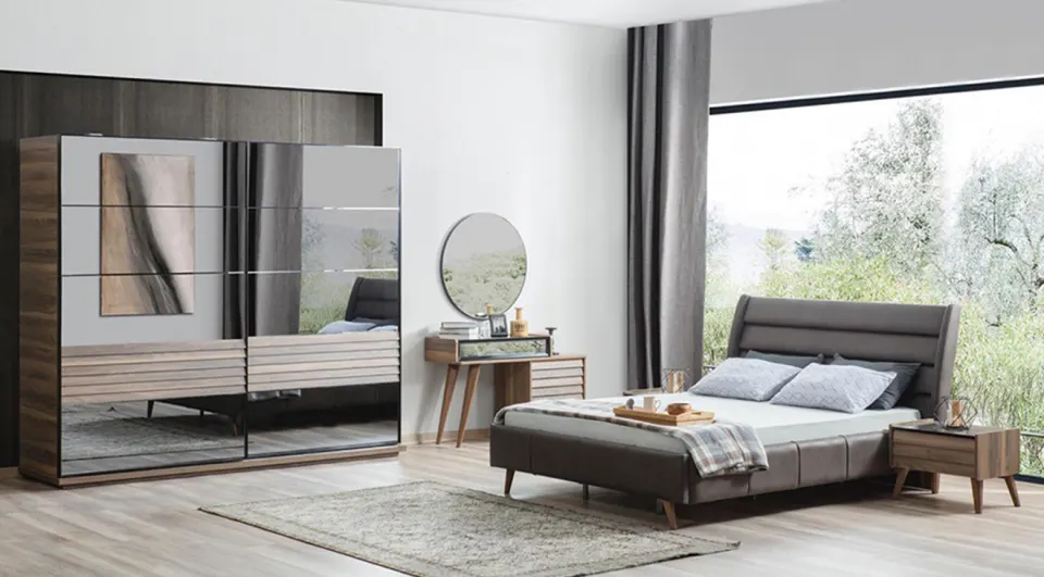 Klas Sliding Door Bedroom Set