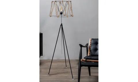 Aretto Black Floor Lamp