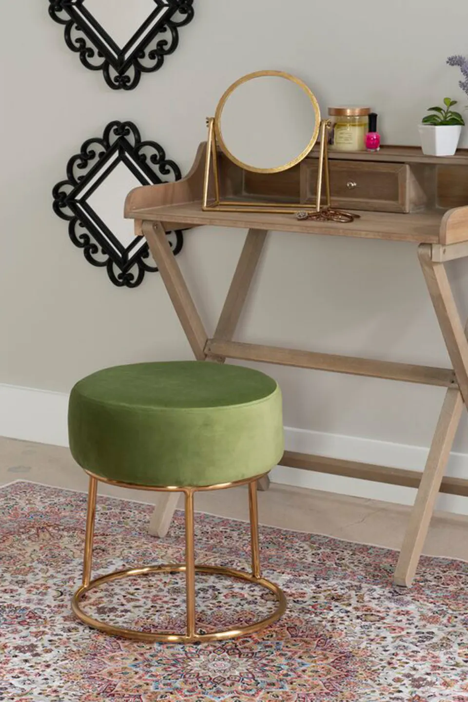 Soft Green Pouf