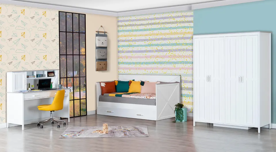 Lima Daybed 4 Doors Young Room Set
