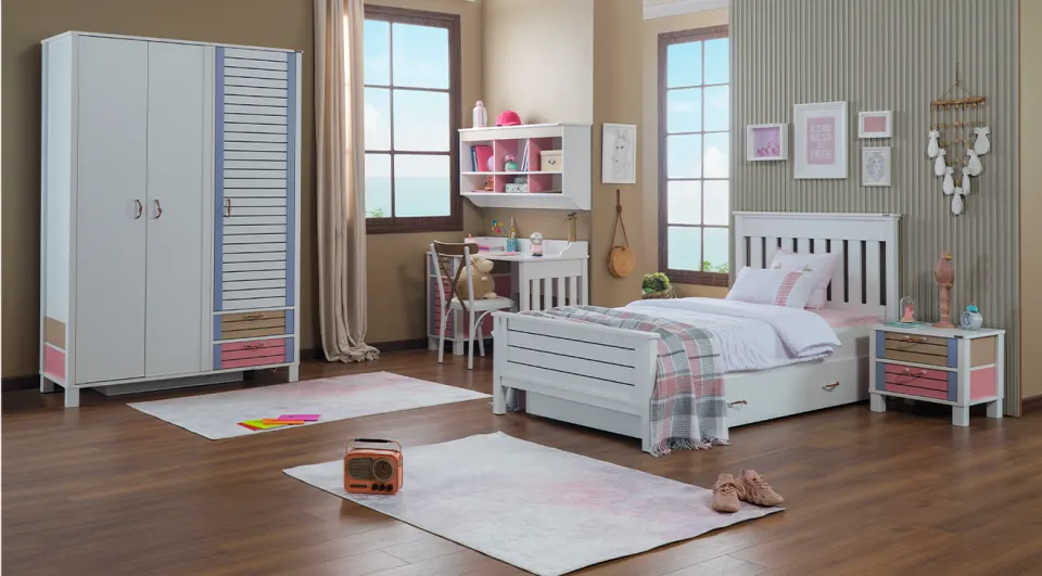 Hayal 3 Doors Young Room Set