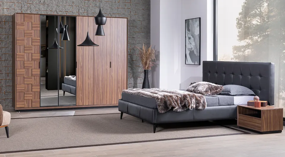 Cavani 6 Door Bedroom Set
