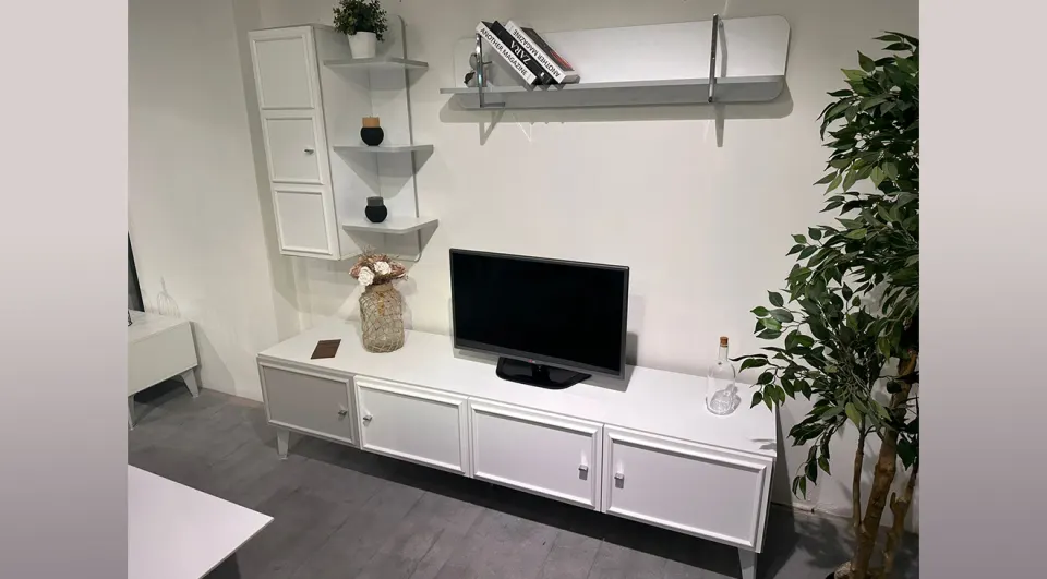 Nefer Outlet TV Unit
