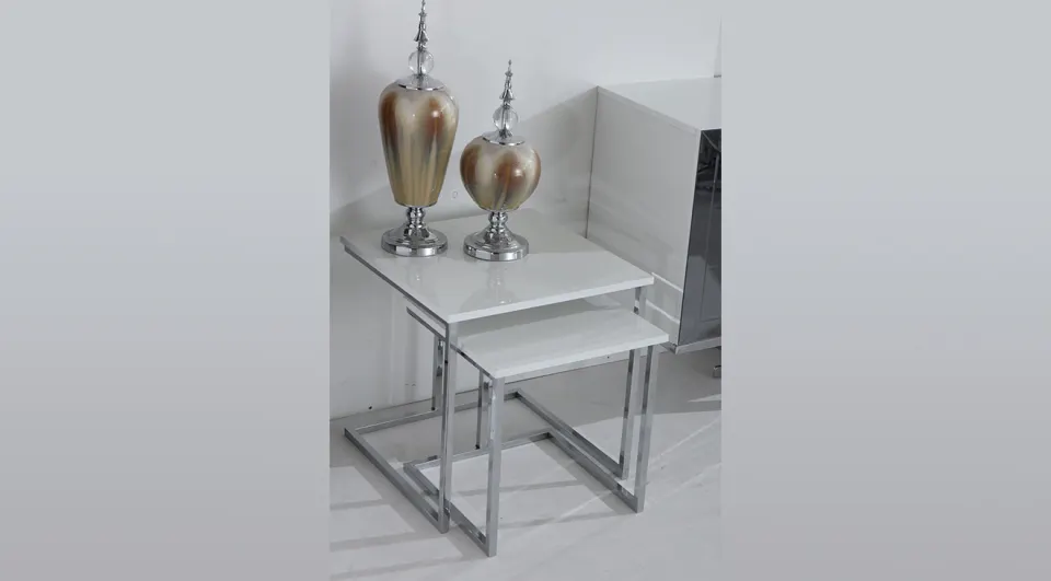 Noir Gümüş Metal Ayaklı Zigon Sehpa